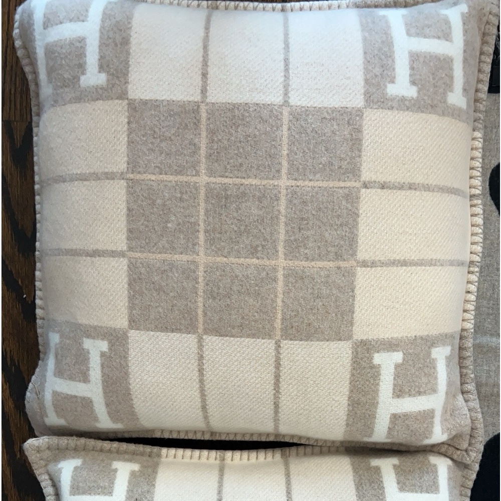 Brand new coco camomile Avalon PM small pillows